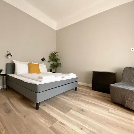 Standard By Hi5 - 2 Bedroom In The Center Budapest